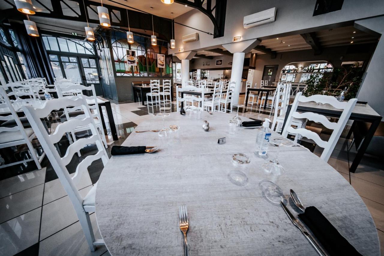 Hotel Le Tivoli Vic-en-Bigorre Екстериор снимка
