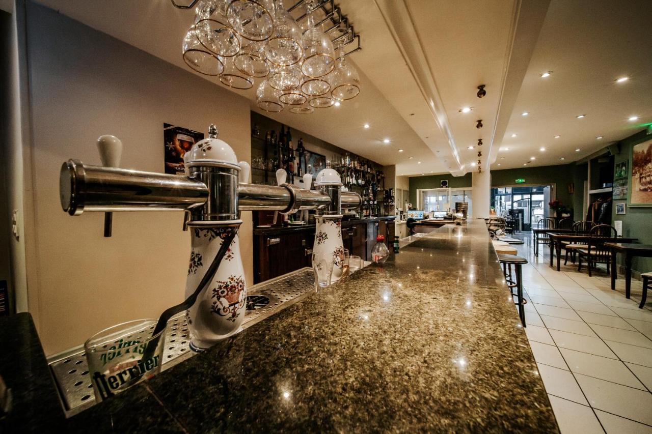Hotel Le Tivoli Vic-en-Bigorre Екстериор снимка