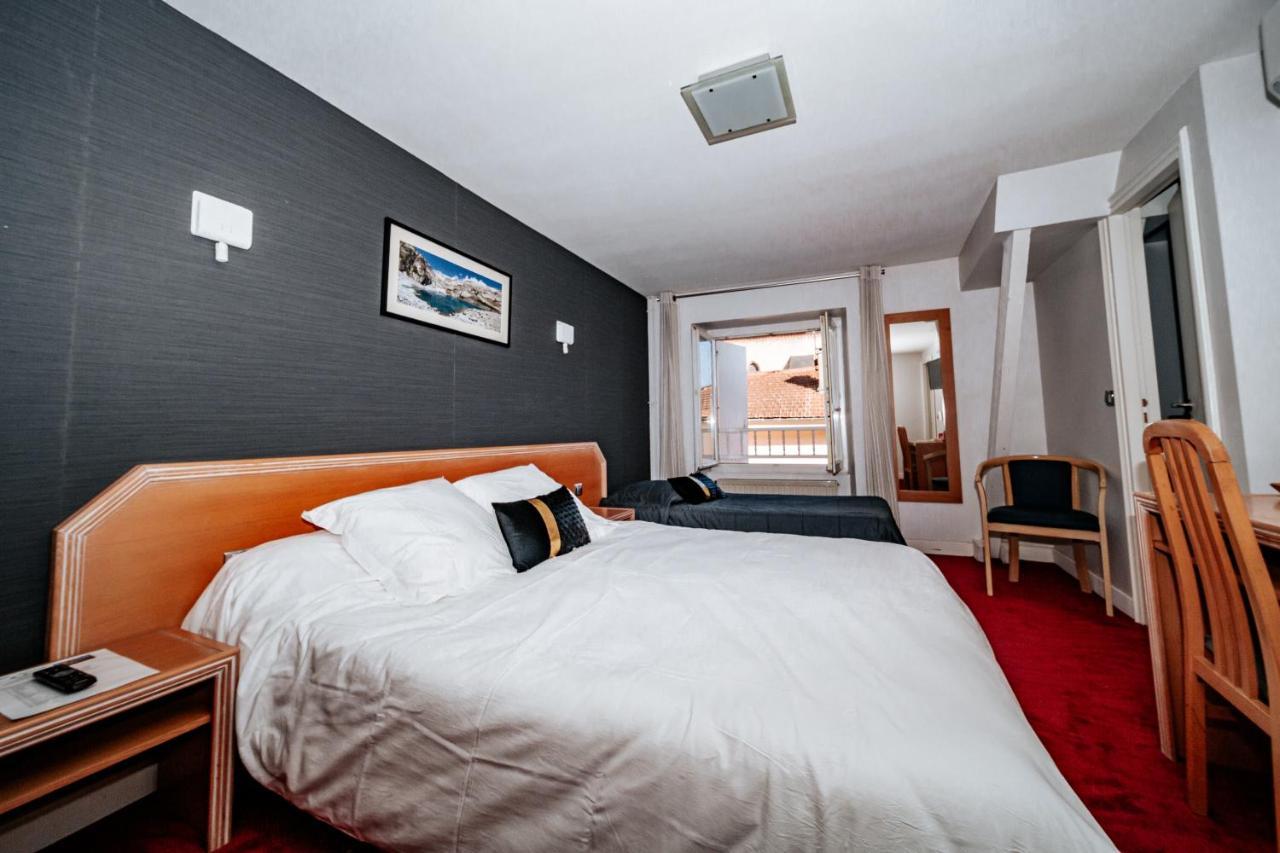 Hotel Le Tivoli Vic-en-Bigorre Екстериор снимка