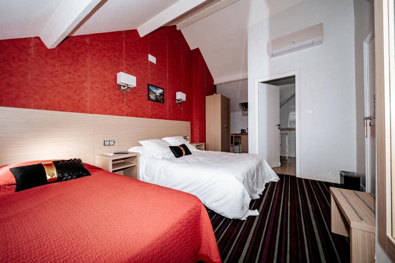 Hotel Le Tivoli Vic-en-Bigorre Екстериор снимка